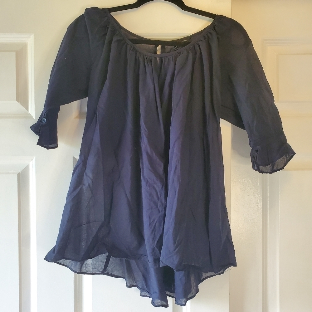 MODA INTERNATIONAL SHEER TOP